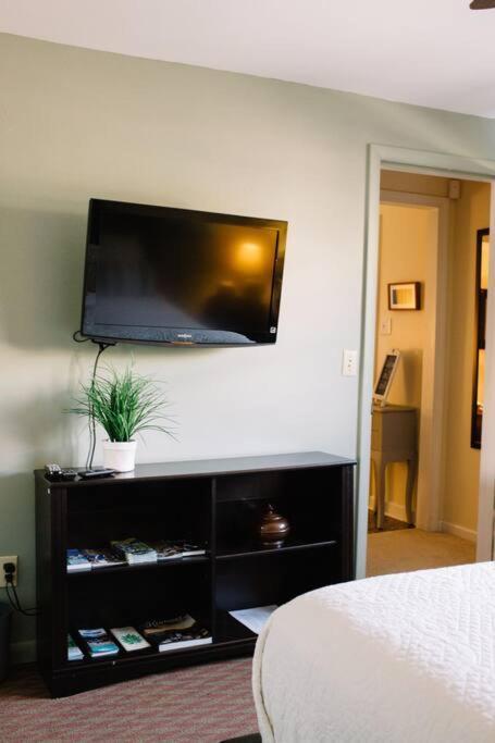 Hilltop Hideaway - 3Bdr In Downtown London, Ky Екстер'єр фото